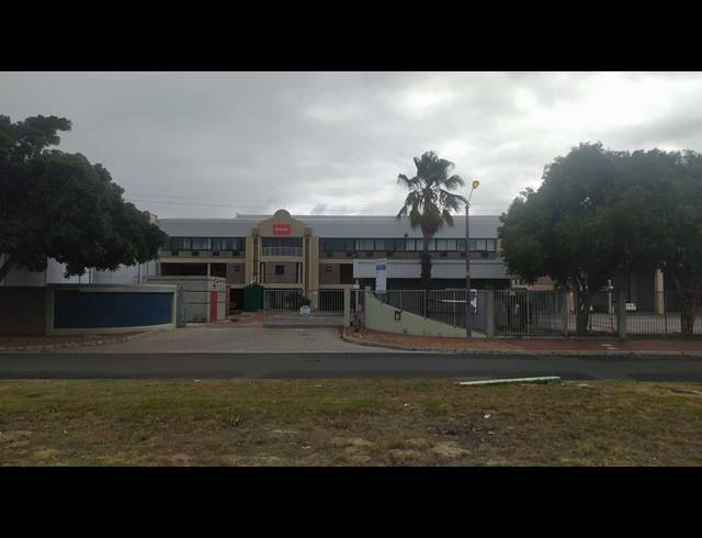 2,615M² WAREHOUSE TO LET IN EPPING INDUSTRIAL